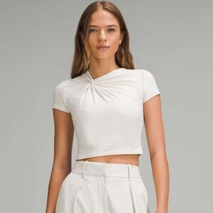 Lululemon asymmetrical twist-Front Tee